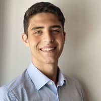 Economics Max Tutor